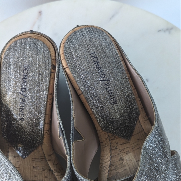 Donald J. Pliner Silver Glitter Leather Toe Wrap Wedges - Picture 4 of 10